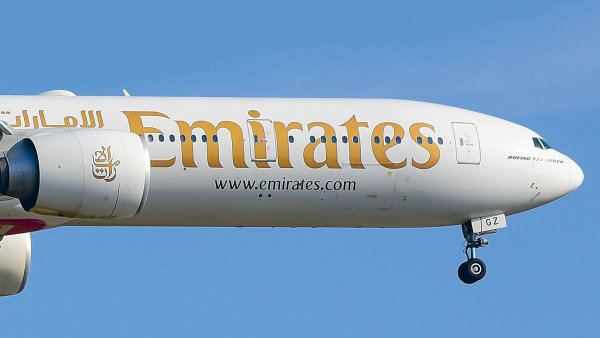 Emirates dál sázejí na široké Boeingy