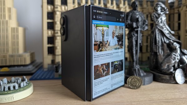 Samsung Galaxy Z Fold8