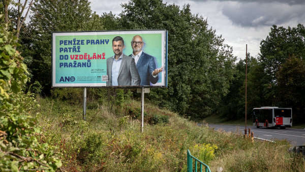 Bilboard hnut� ANO s l�drem pra�sk� kandid�tky hnut� ANO pro komun�ln� volby...