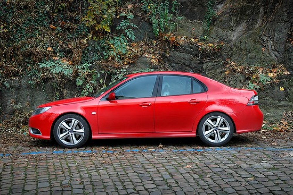 Saab 9-3 Sport Sedan 1.9 TTiDS Saab 9-3 Sport Sedan 1.9 TTiDS