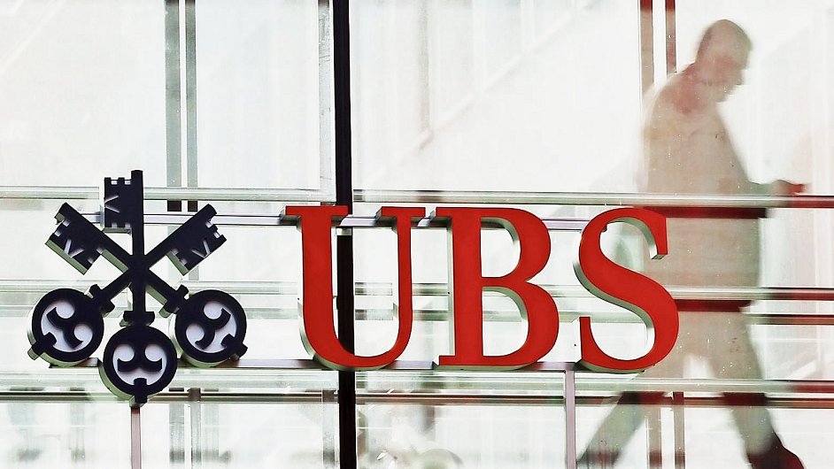 vcarsk bance UBS vzrostl ist zisk skoro o 90 procent - ilustran foto.