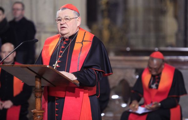 Duka; m&scaron;e; bohuslu�ba