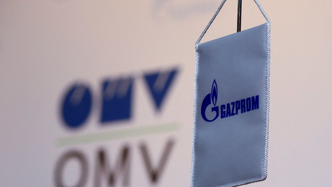 Loga rakouské firmy OMV a ruského Gazpromu.