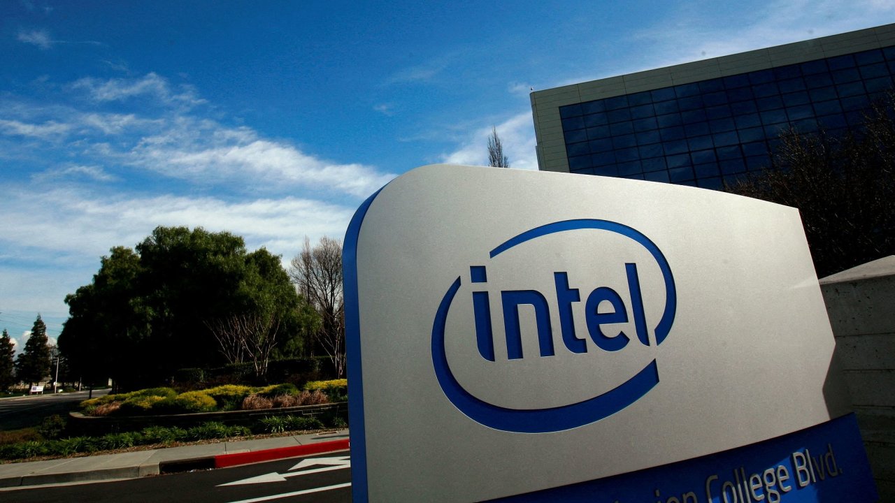 Intel se rozhodl prodat svoji dvj akvizici.
