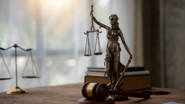 �aloba, justice, spravedlnost, soud