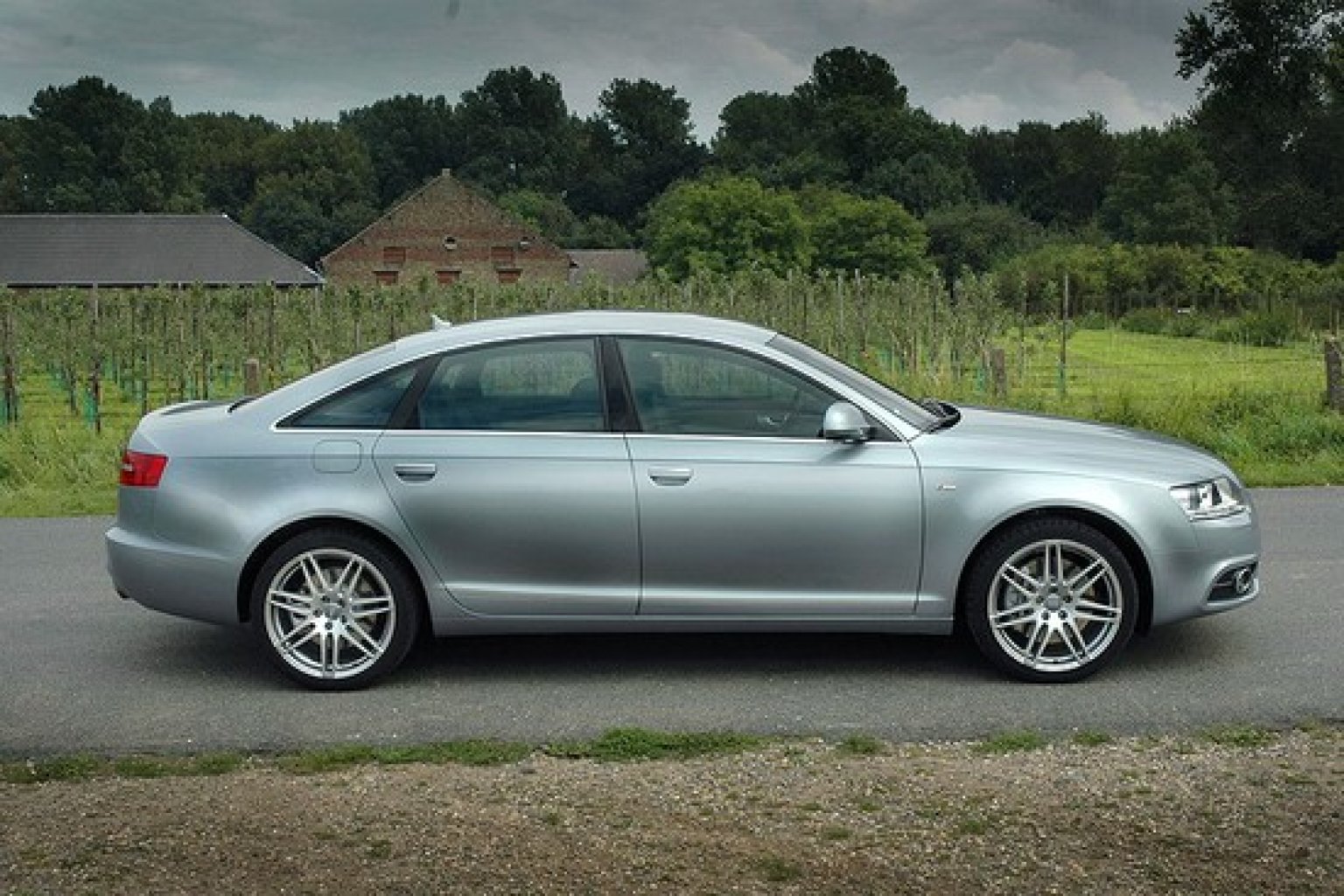 audi-a6-03__550x367_.jpg