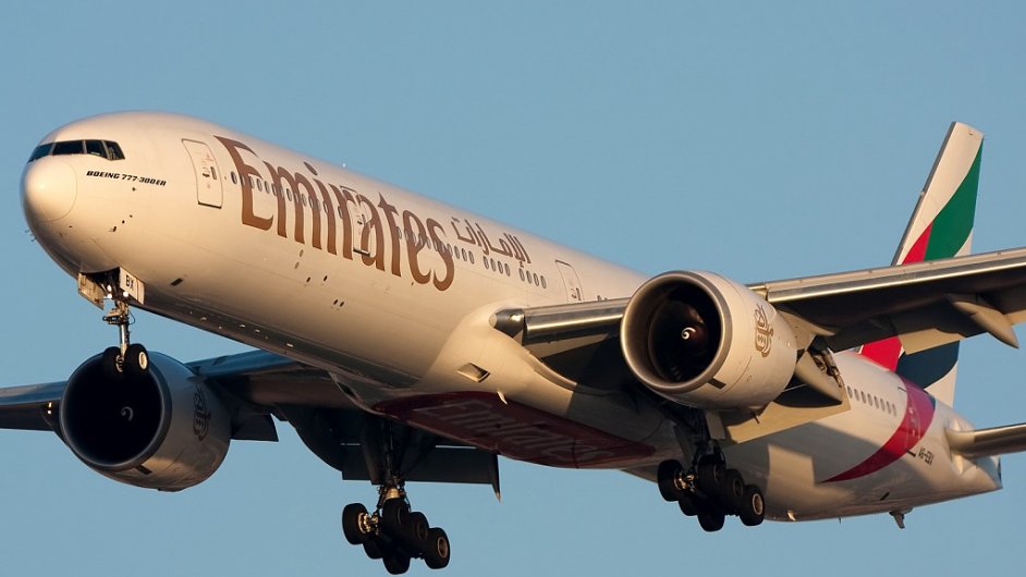 Boeing 777 300 leteck spolenosti Emirates.