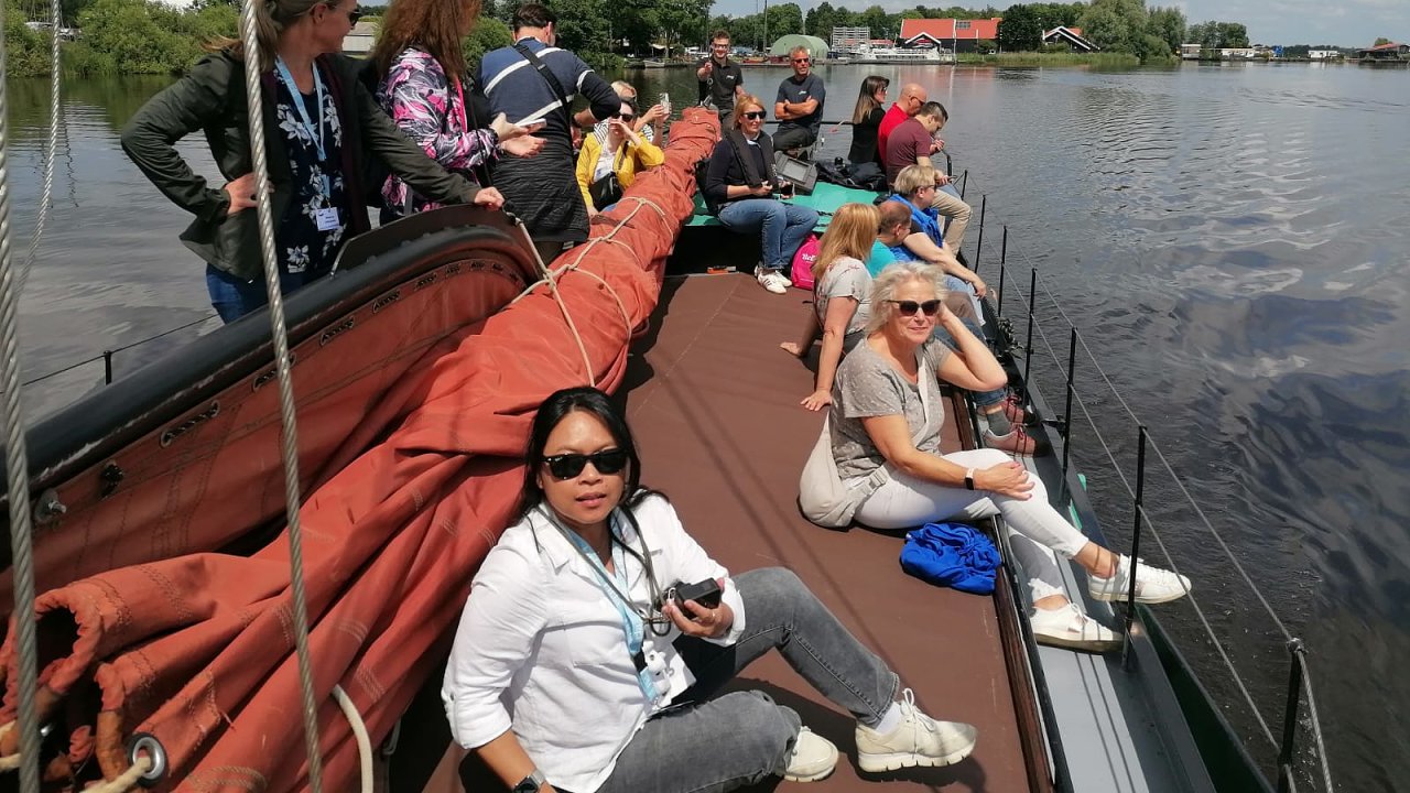 Z�stupci �lensk�ch firem z cel� Evropy v pr�b�hu plavby v Nizozemsku