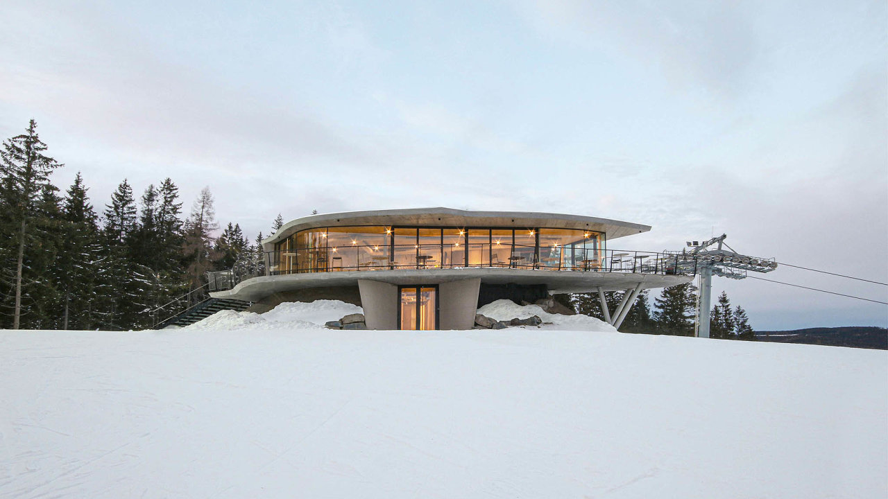 Horn� stanice lanovky ve Ski are�lu Kop�ivn� v Jesen�k�ch vznikla pr�v� d�ky vyu�it� technologie 3D tisku.