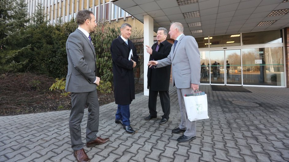 Ministr financ Andrej Babi spolen se zstupci veden OKD