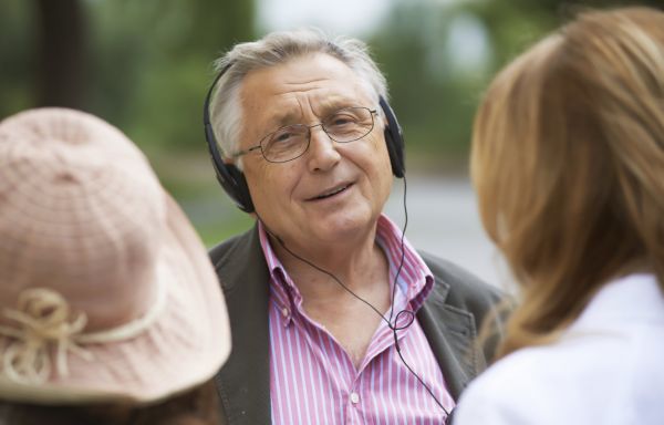 Z nat&aacute;�en&iacute; Menzelov&yacute;ch Don&scaron;ajn�