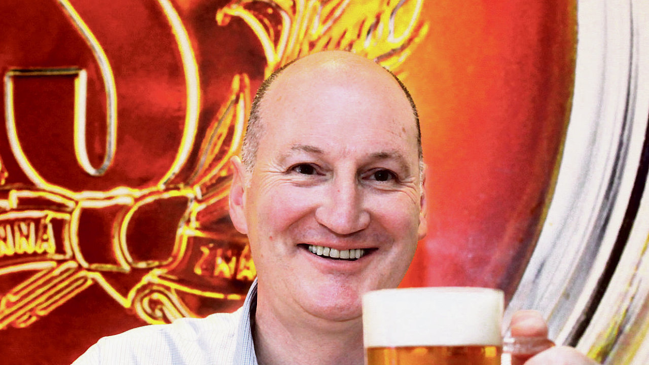 Skot Mark Hunter vystøídal ve vedení skupiny StarBev Belgièana Alaina Beyense. Od poloviny èervna vládne Staropramenu a dalším 8 pivovarùm.