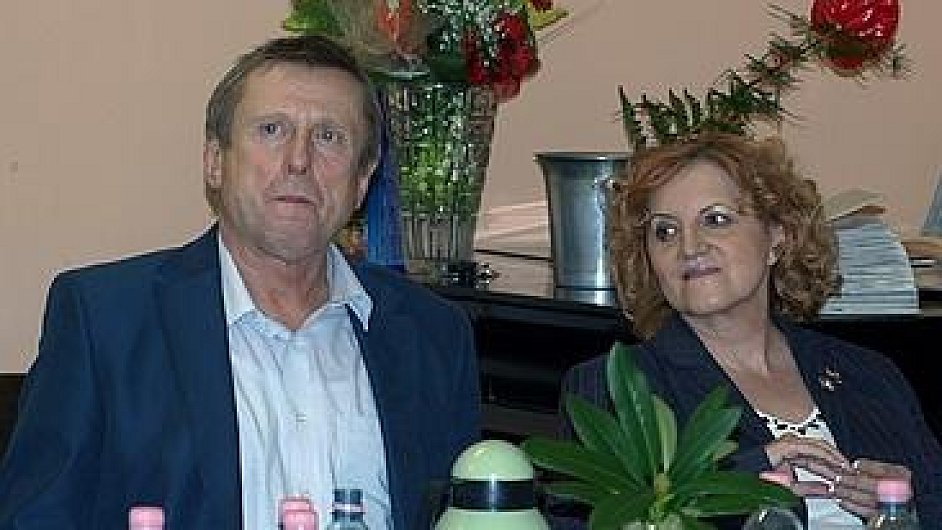 Poslanec Rudolf Chlad s kolegyní Vlastou Parkanovou