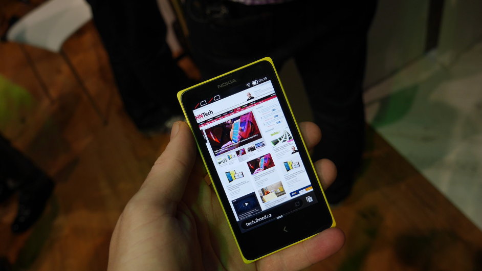 Nokia X na veletrhu MWC2014