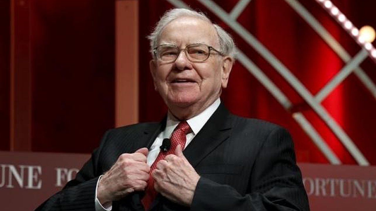 Warren Buffett sz na rst cen ropy.