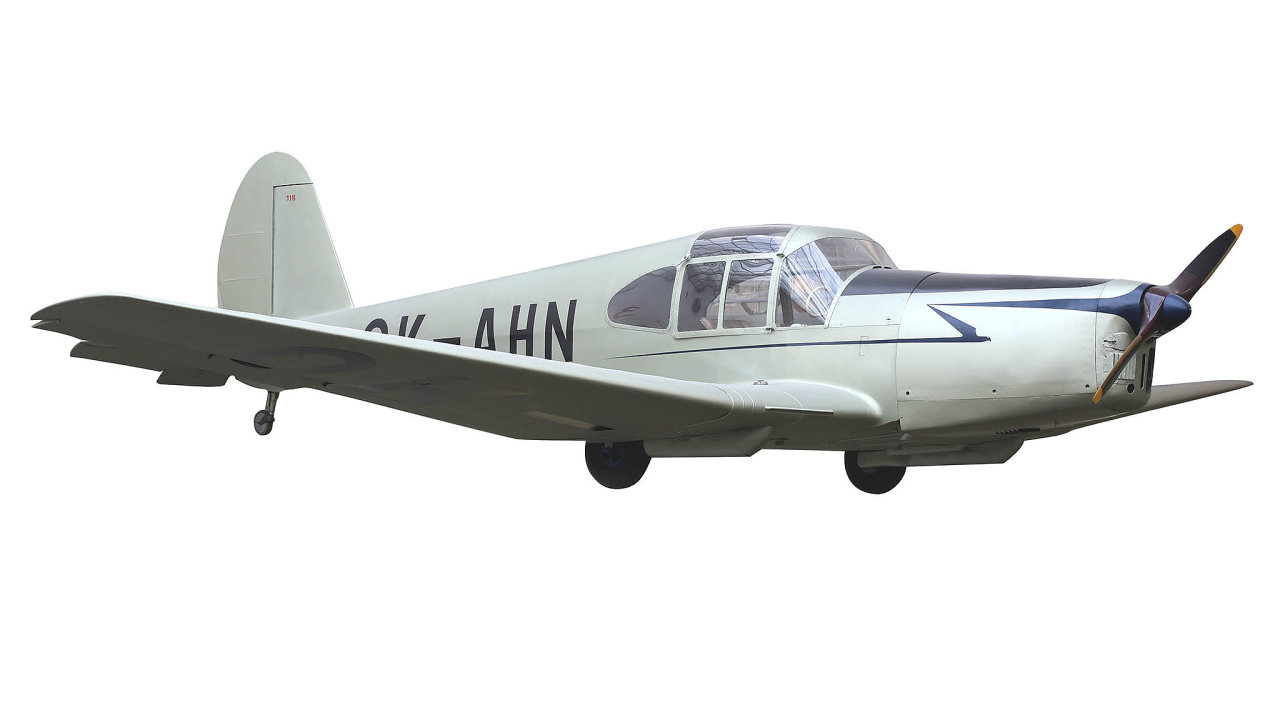Letoun Mrz M-1 C Sokol. Sokol byl prvnm letadlem, je bylo zaltno po vlce. Verze M-1 C vznikla v roce 1947, kdy z dvousedadlov byla jednoduchou pravou zmnna na tmstnou.