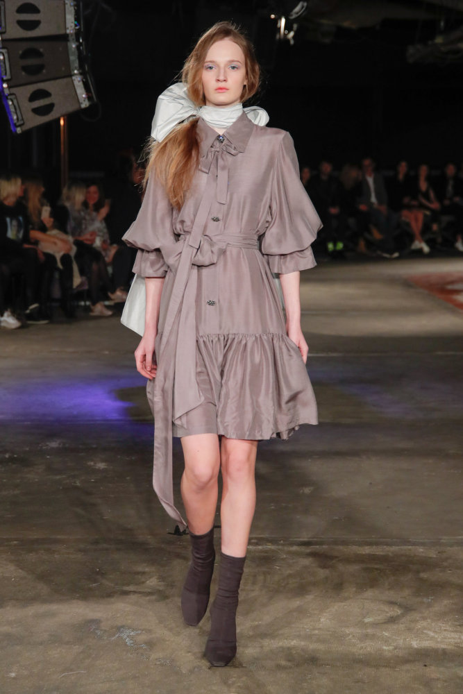 Z přehlídky Mira Saba na Mercedes-Benz Prague Fashion Weeku