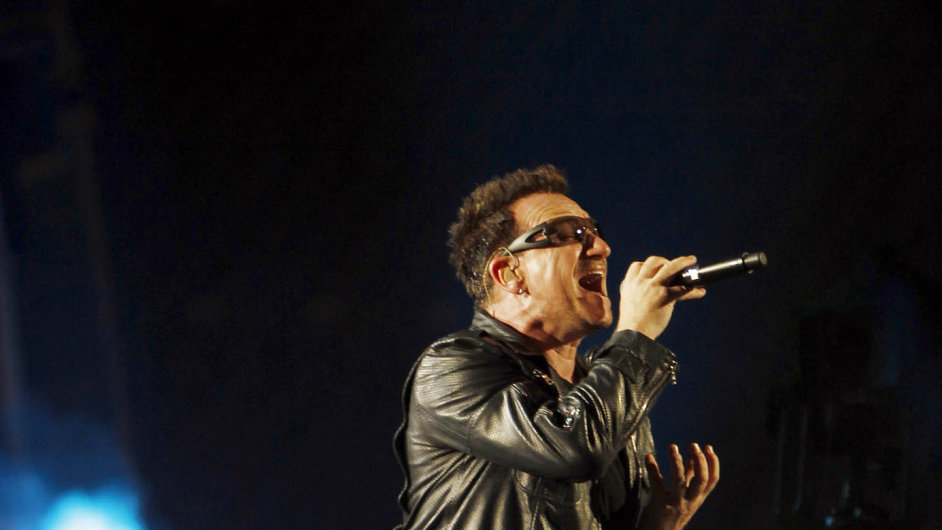 Bono, zpvk irsk rockov kapely U2