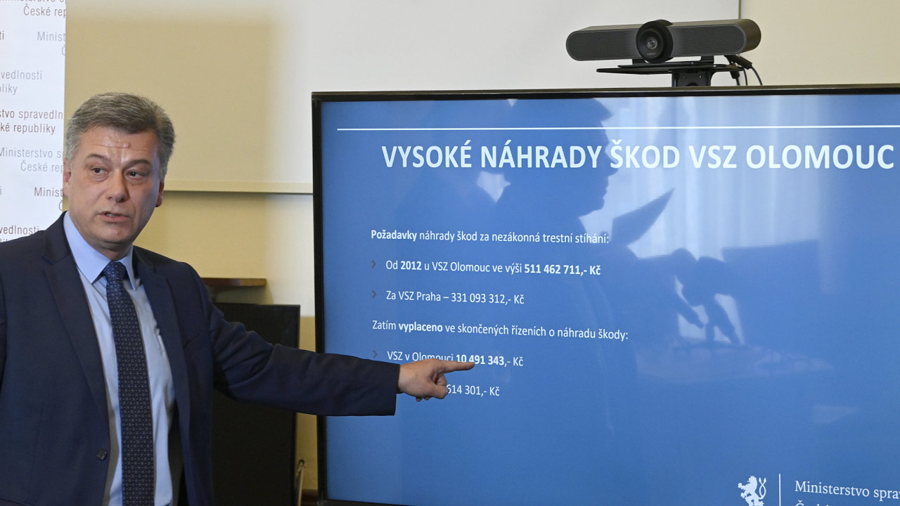 Ministr spravedlnosti Pavel Blažek se podle nejvyššího žalobce Igora Støíže opírá o zavádìjící statistiky.
