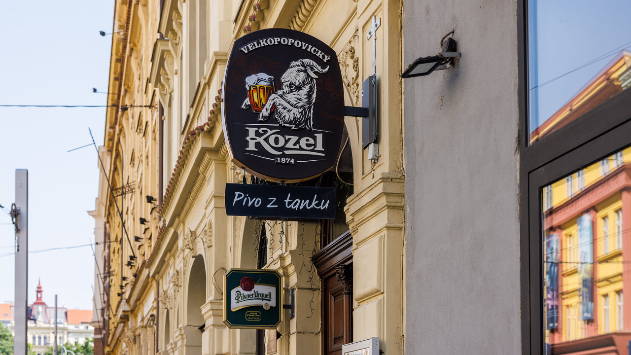 Nejvt esk pivovarnick skupina zv ceny napklad u sti portfolia znaek Velkopopovick Kozel, Radegast, Master nebo Primus.