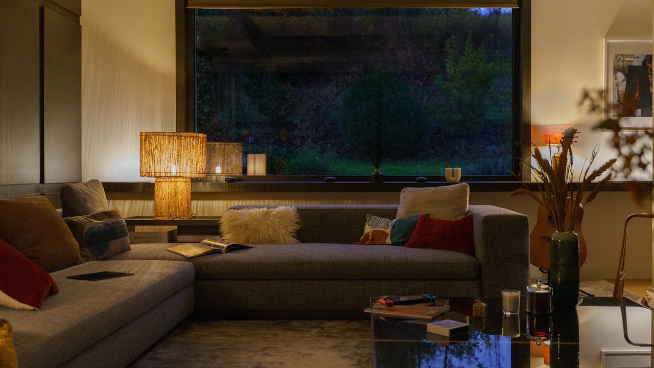 Komer�n� �l�nek