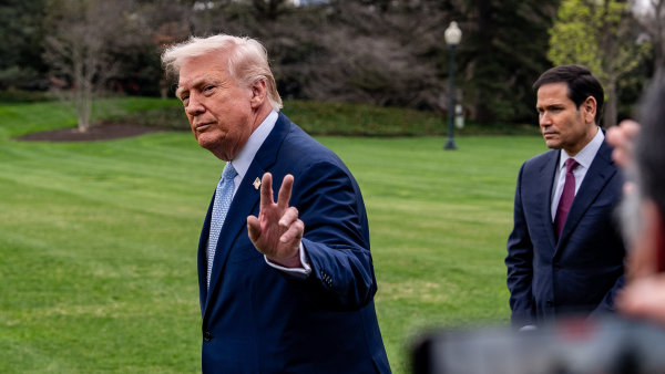 Bombardování elektráren podmínečně odloženo. Trump prodloužil ultimátum Íránu o pět dnů, jednání jsou prý na dobré cestě