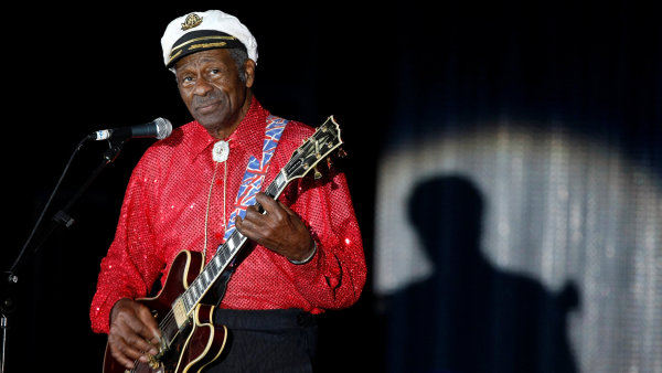 Chuck Berry je na snímku z koncertu v Monte Carlu roku 2009.