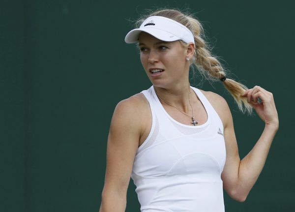 B&iacute;l&eacute; mus&iacute; b&yacute;t i spodn&iacute; pr&aacute;dlo, upozornili organiz&aacute;to�i Wimbledonu.