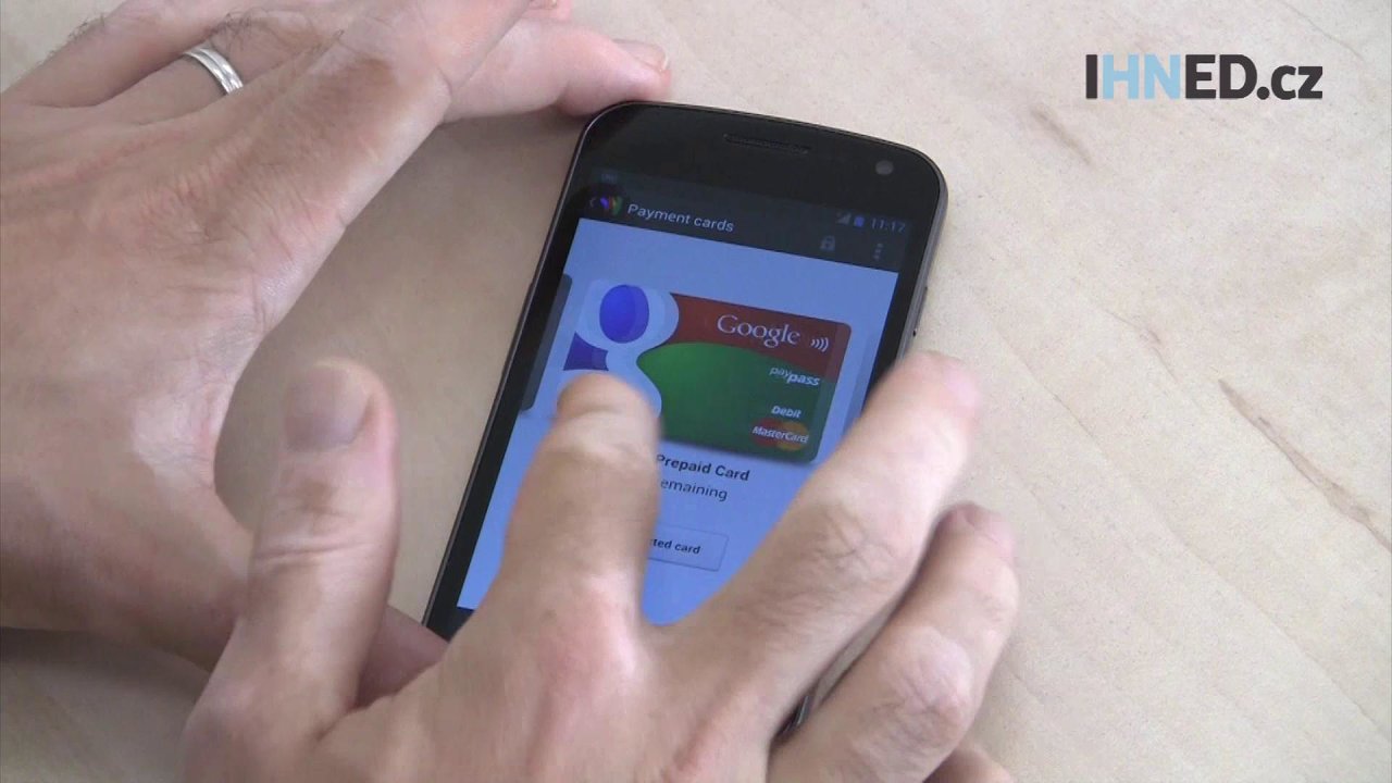 Placení mobilním telefonem s NFC èipem