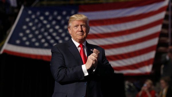 Omez&iacute; se vztah mezi USA a Evropou, kter&aacute; se bude muset mnohem v&iacute;ce sama postarat o svoji bezpe�nost a stabilitu.