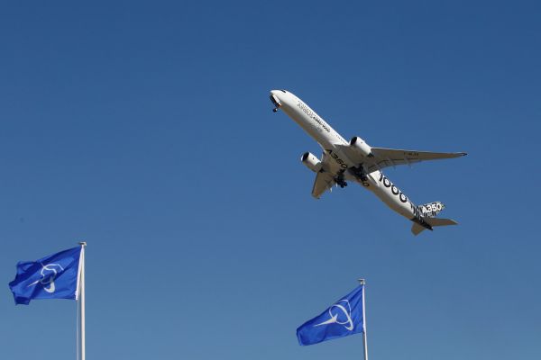 Airbus A350-1000 XWB