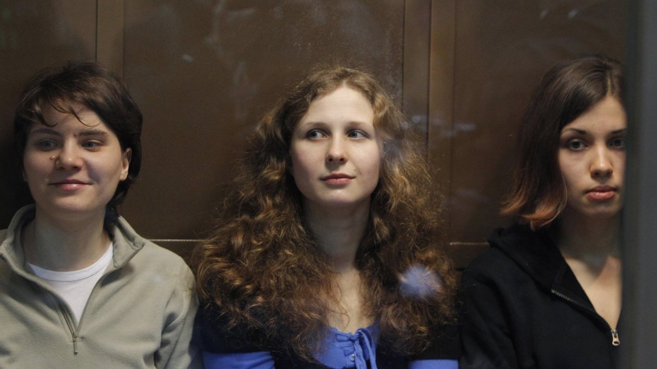 Soud zmrnil Jekatrin Samuceviov (vlevo) dvoulet trest vzen na podmnku