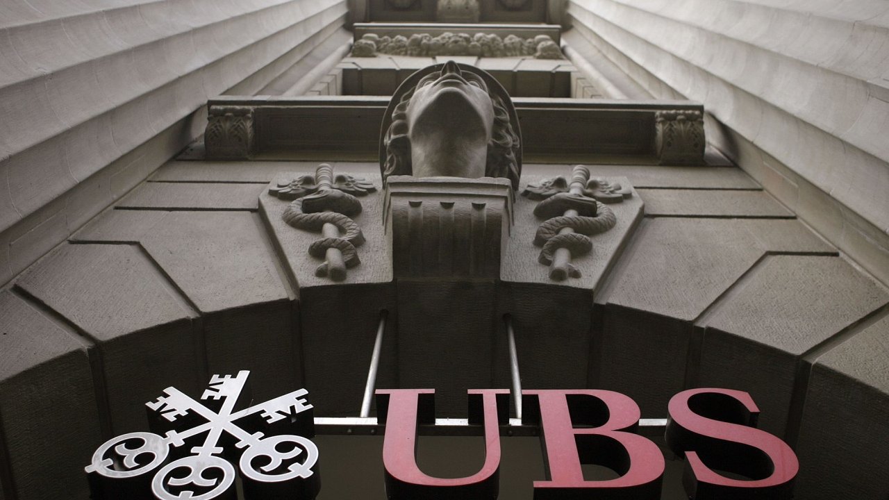 Banka UBS, prel budovy