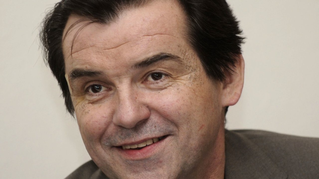 Brnnsk herec Erik Pardus zemel v 54 letech. Je dritelem cen Thlie i Alfrda Radoka.