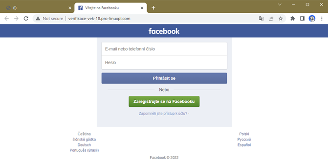 Falešná pøihlašovací stránka má grafiku ukradenou z Facebooku, ale jinou webovou adresu