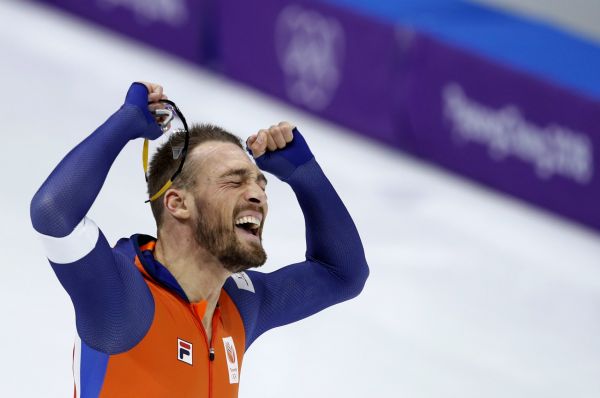 Gold medalist Kjeld Nuis of The Netherlands celebrates after the men's 1