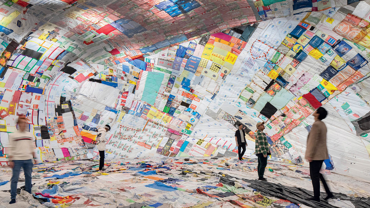 Tomás Saraceno: Particular Matter(s) The Shed, New York, 11. 2. – 17. 4. 2022