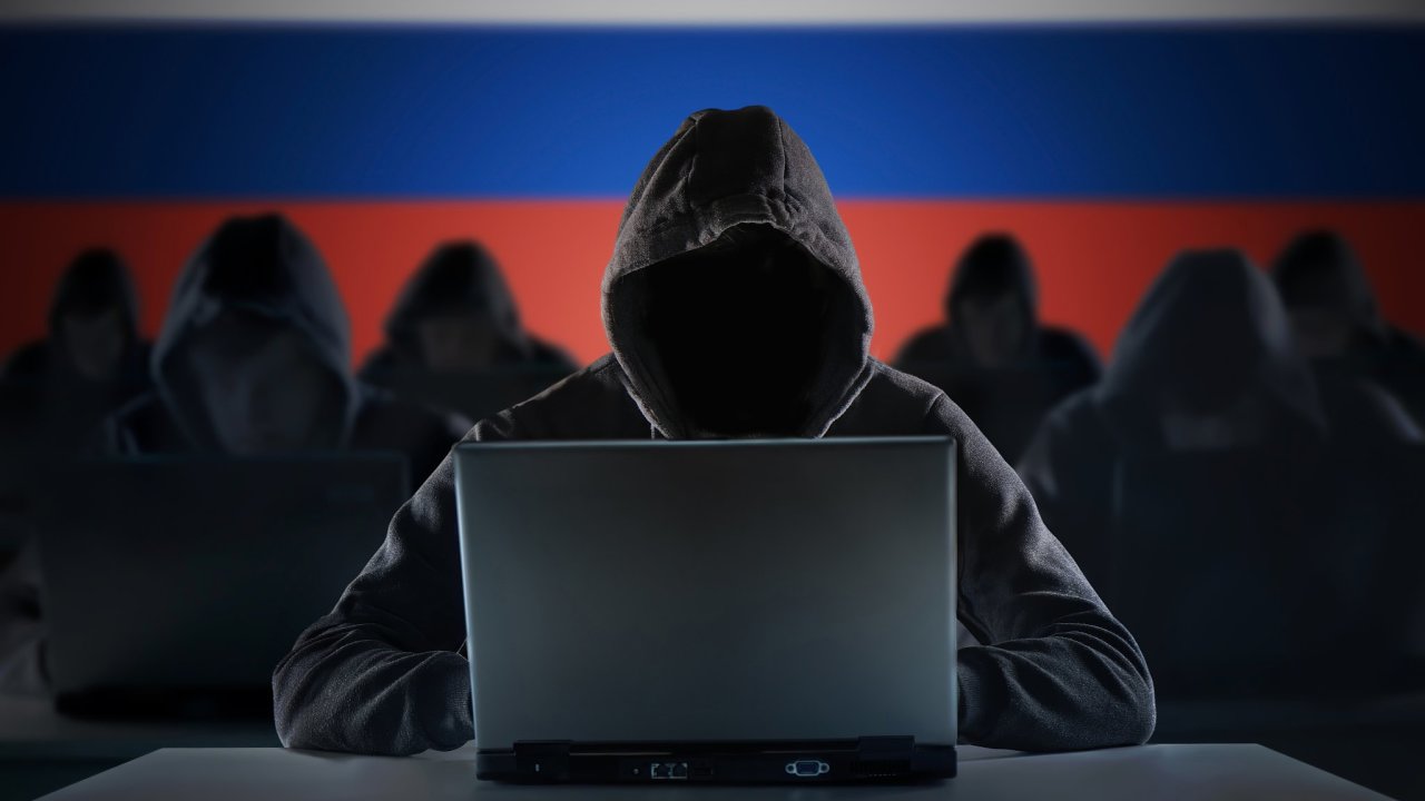 Rut hackei napadli rzn cle hned na zatku invaze na Ukrajinu.