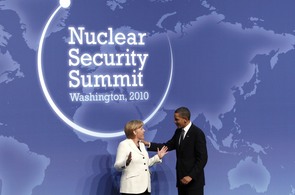 Obama a Merkelova na summitu o jaderne bezpecnosti