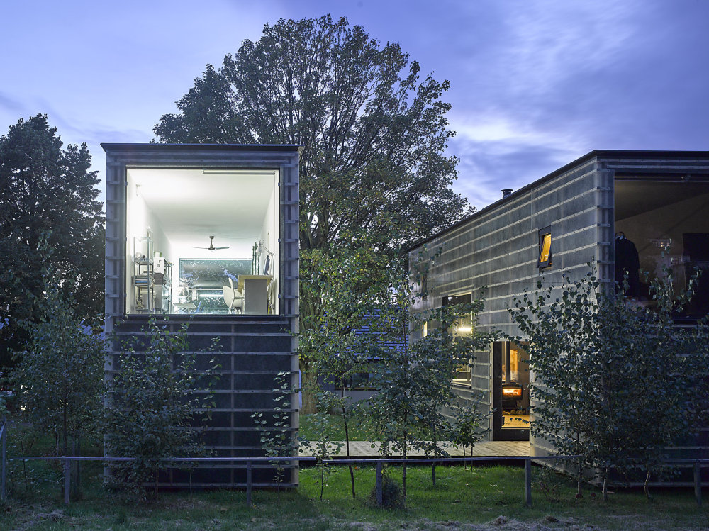 Zen-Houses Porota doufá, že udělením České ceny za architekturu 2016 právě Zen-Houses se veřejnosti představí reálné alternativní řešení, odlišné od očekávaného a tradičního bydlení. Architektům tento projekt nabízí možnost reinterpretace všeho, na co byli dosud zvyklí, a příslib vyšší úrovně kreativity a výkonu bez ohledu na rozsah zakázky nebo typologii.