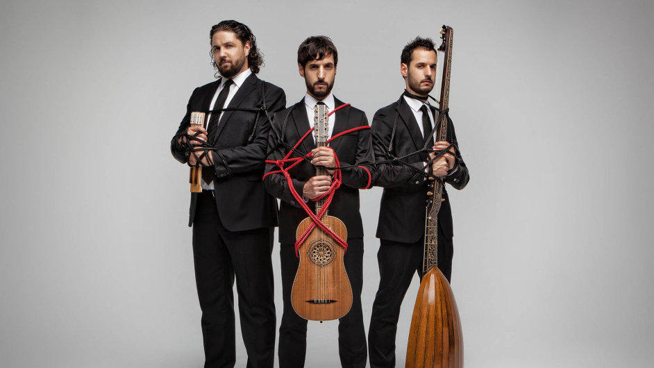 Brati Aarn, Pablo aDaniel Zapicov se tradic panlsk hudby nect bt svzni.