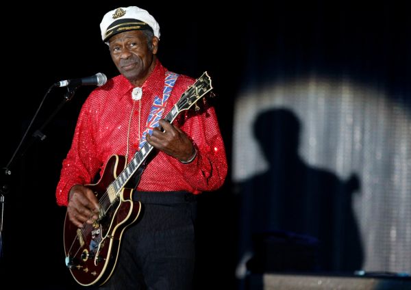 Chuck Berry je na sn&iacute;mku z koncertu v Monte Carlu roku 2009.