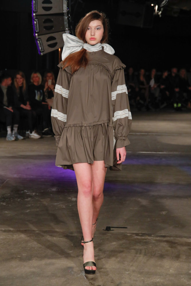 Z přehlídky Mira Saba na Mercedes-Benz Prague Fashion Weeku