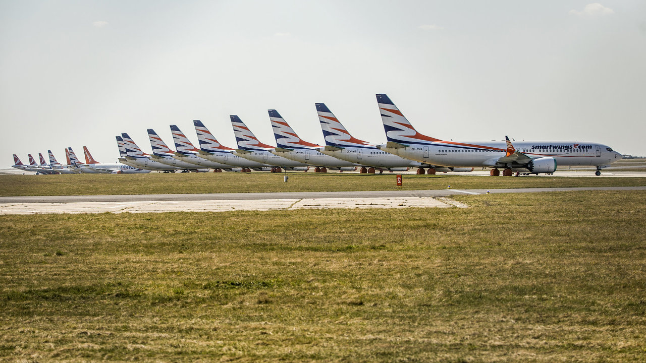 Vtina velkch aerolinek pestala ltat kvli koronaviru