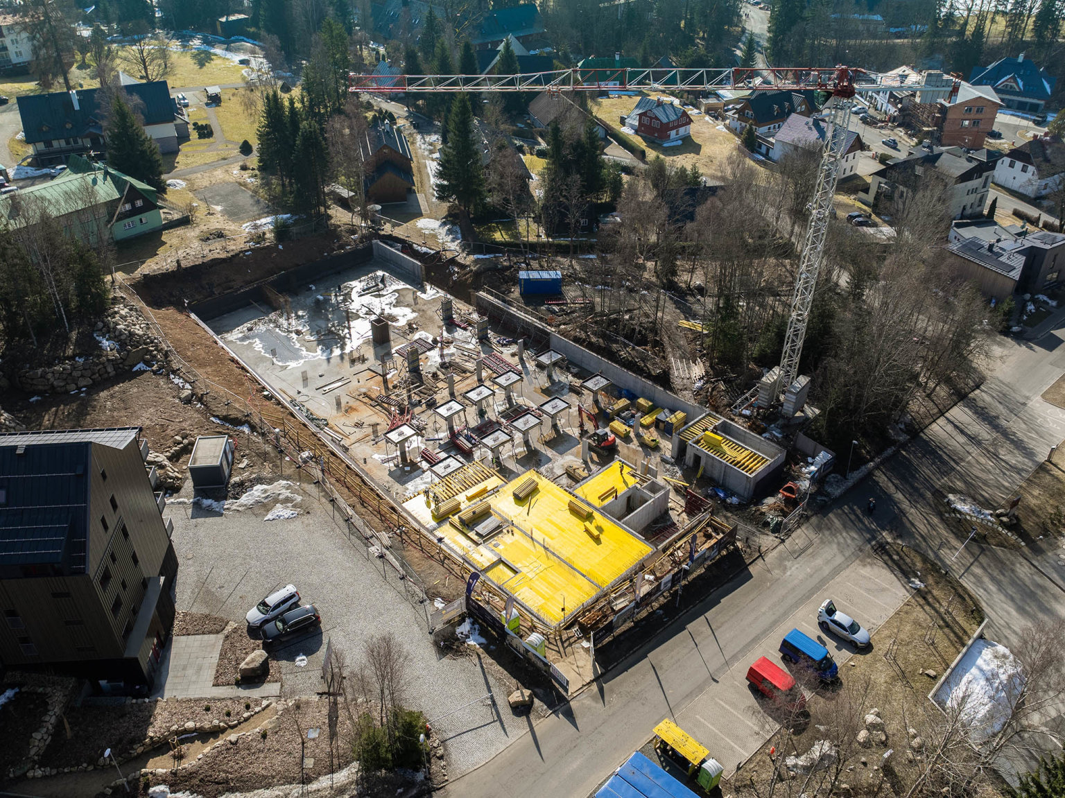 Projekt horsk�ch apartm�n� v�Harrachov� postupuje podle harmonogramu...