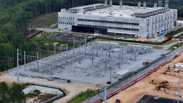 Pouze 11 procent Ameri�an� by podpo�ilo v�stavbu datov�ho centra ve sv�ch...