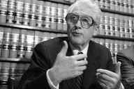 Mark Felt alias Deep Throat, kter� byl kl��ov�m zdrojem novin��� v af��e Watergate.