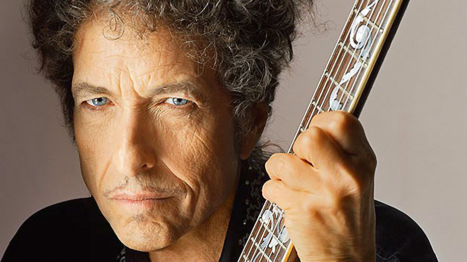 Bob Dylan je na oblce beznovho sla asopisu pro seniory.