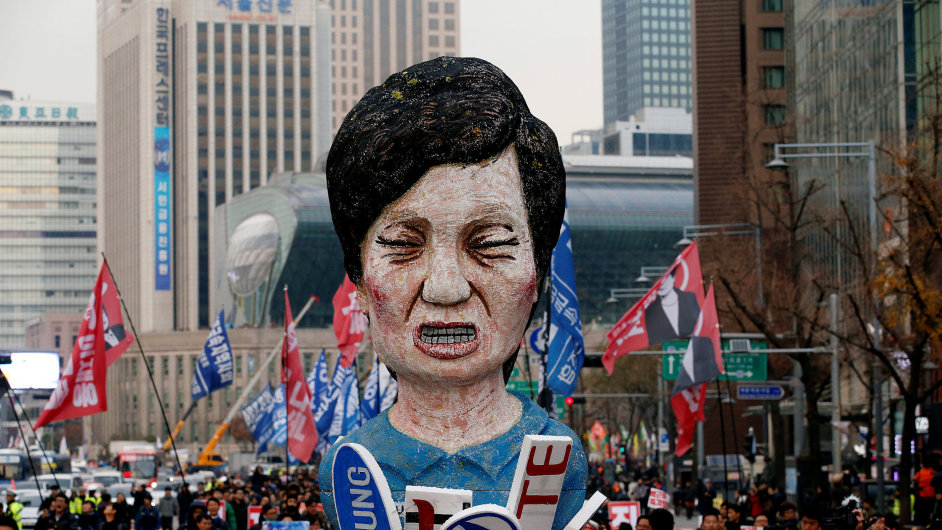 Soul v sobotu oekv bouliv demonstrace proti prezidentce Pak Kun-hje - Ilustran foto.