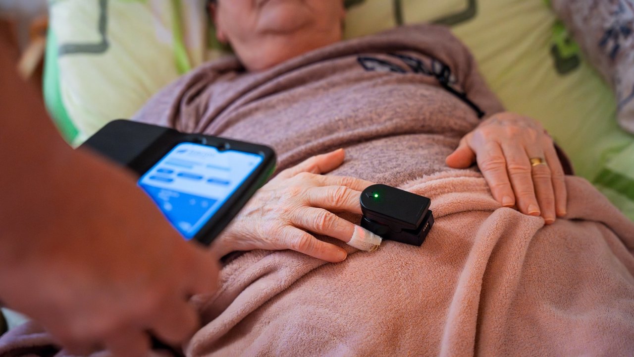 V telemedic�n� hraje kl��ovou roli bezpe�n�, rychl� a spolehliv� p�enos dat.